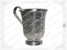 Серебряная кружка